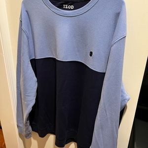 Mens very nice IZOD light weight sweatshirt.